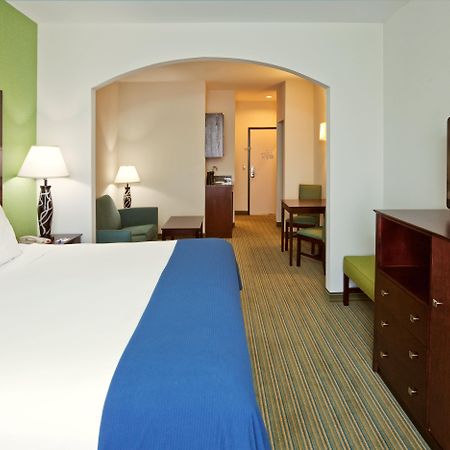 Holiday Inn Express & Suites Graham By Ihg Екстериор снимка