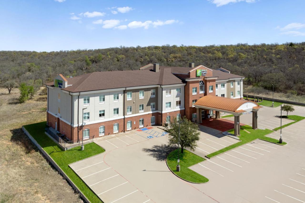 Holiday Inn Express & Suites Graham By Ihg Екстериор снимка