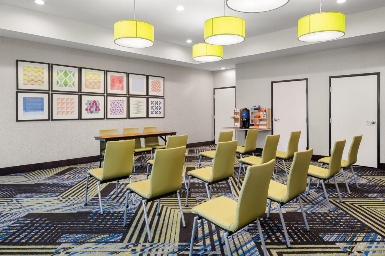 Holiday Inn Express & Suites Graham By Ihg Екстериор снимка