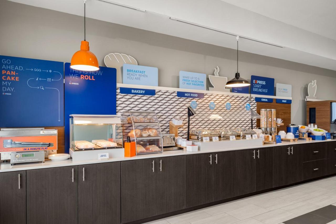 Holiday Inn Express & Suites Graham By Ihg Екстериор снимка