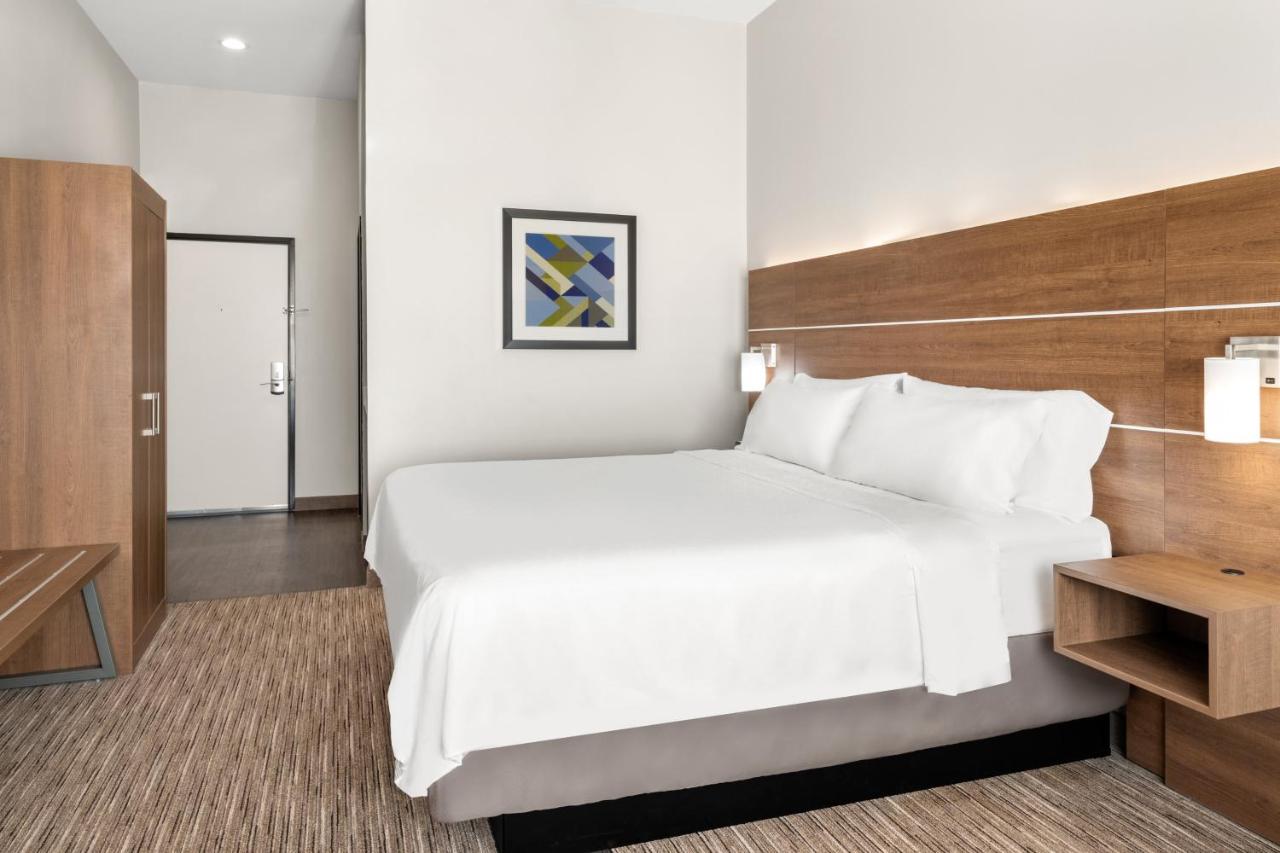 Holiday Inn Express & Suites Graham By Ihg Екстериор снимка