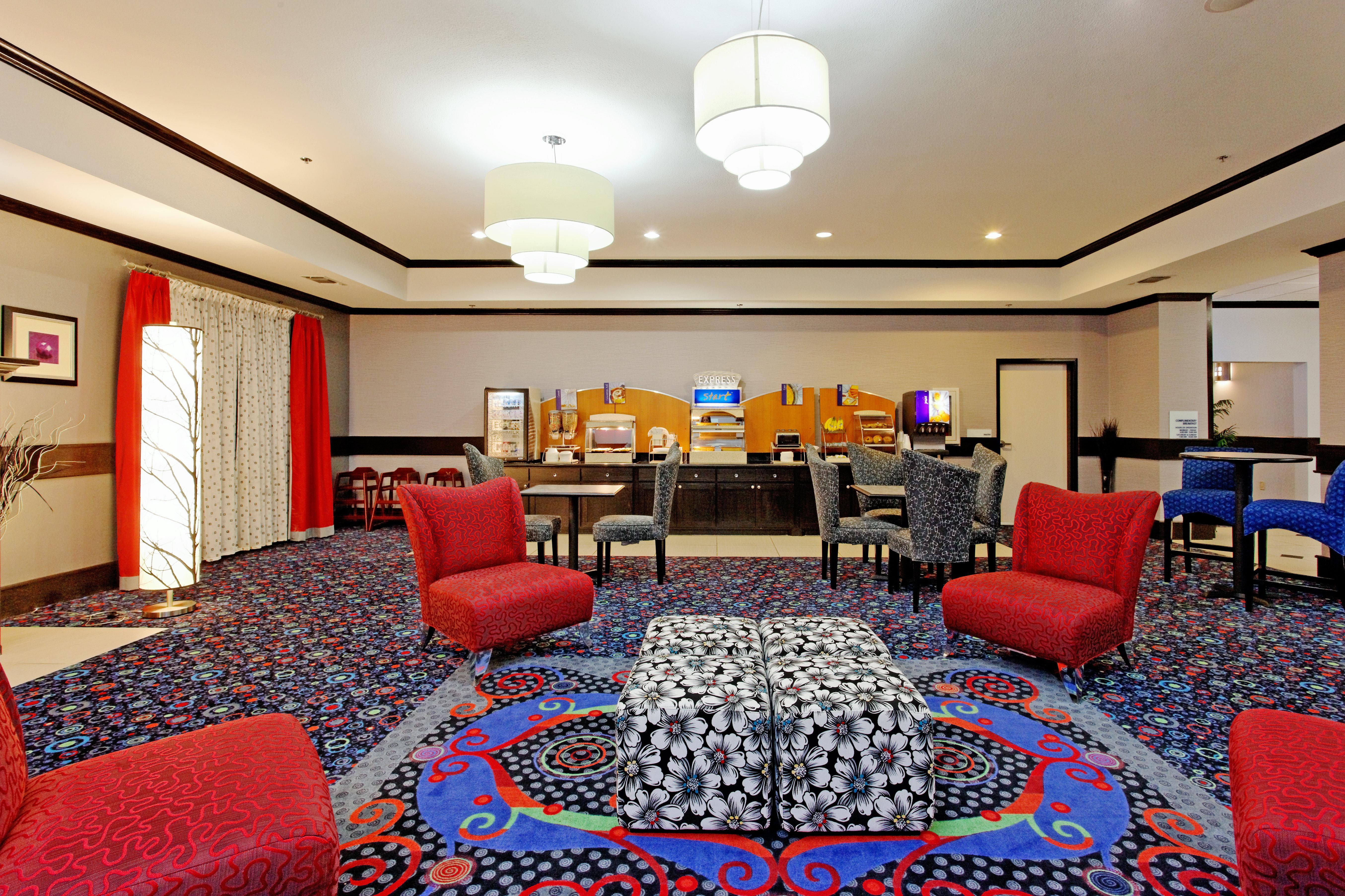 Holiday Inn Express & Suites Graham By Ihg Екстериор снимка